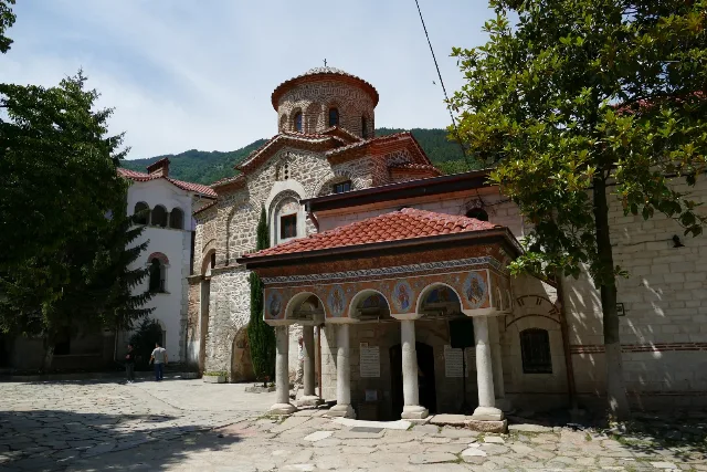 ყინწვისის წმ. ნიკოლოზის მონასტერი